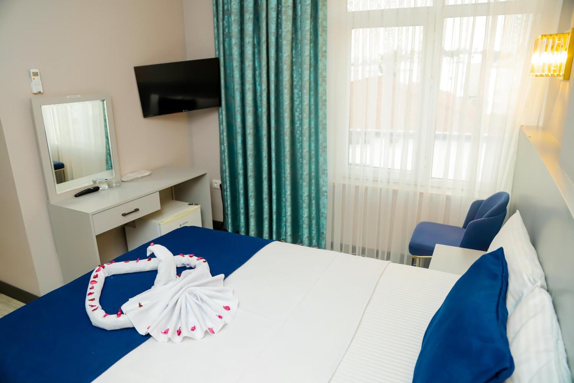 Safari Otel Анталия Екстериор снимка