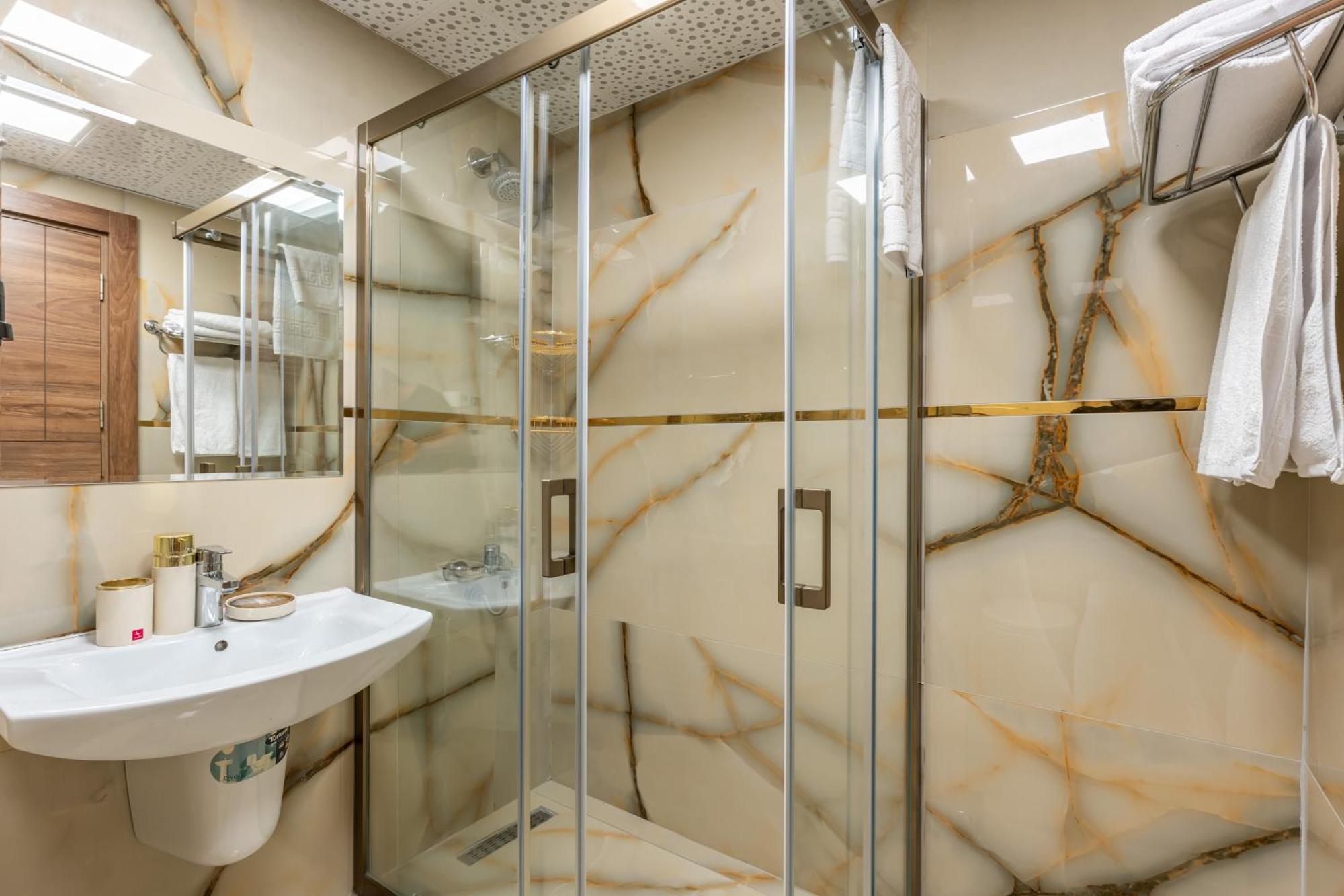 Safari Otel Анталия Екстериор снимка